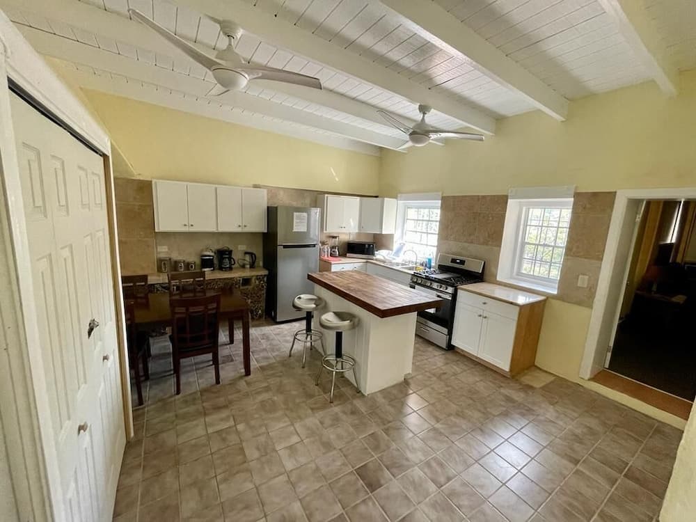 Historical Cornerstone Inn