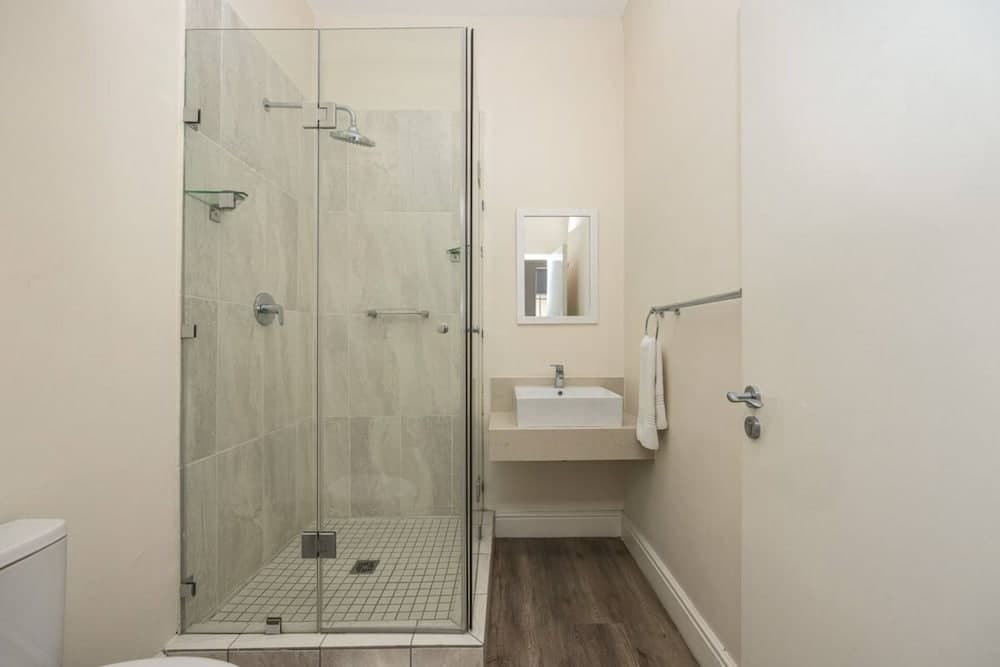 Cape Legacy - Bright and Spacious Studio Suite