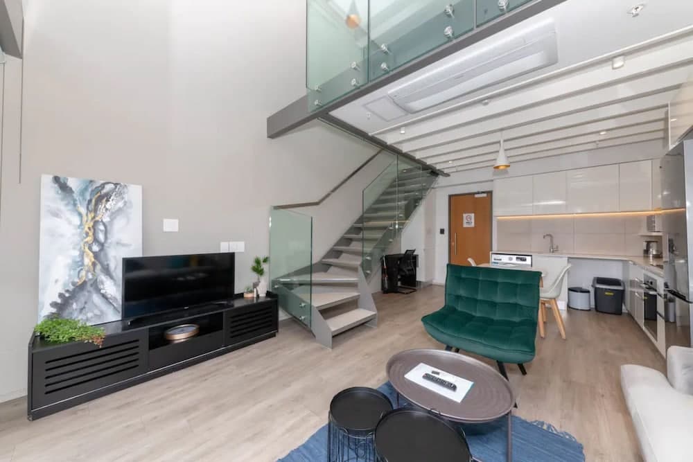 Plush Loft Apartment With Signal Hill View