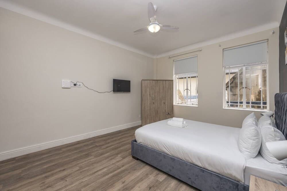 Cape Legacy -bright Studio Suite