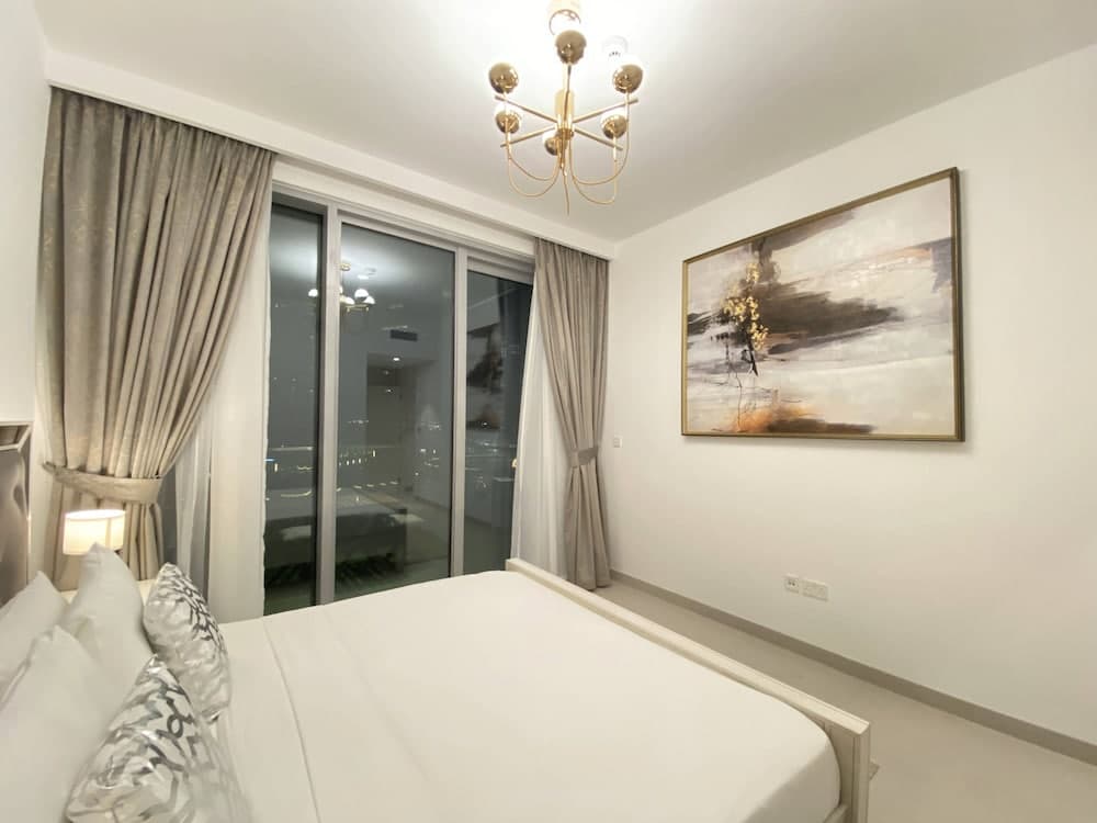 Lux BnB The Grand Creek Harbor Views