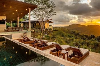 Casa Grande Del Mar in Bah a Ballena