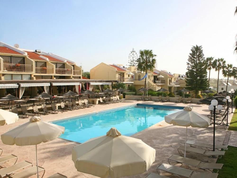 Delightful 1-bedroom Holiday Apartment With Balcony All Yours