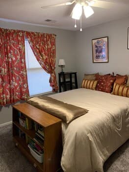 Cozy Stay in Kc Area
