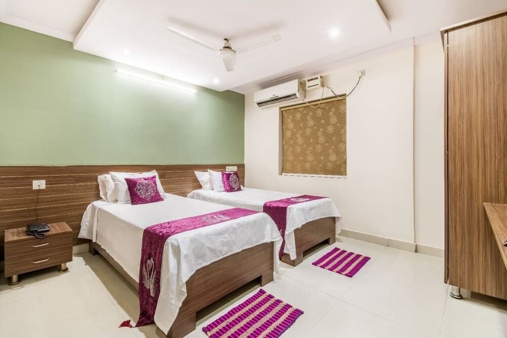 iROOMZ Hotel Fusion Inn