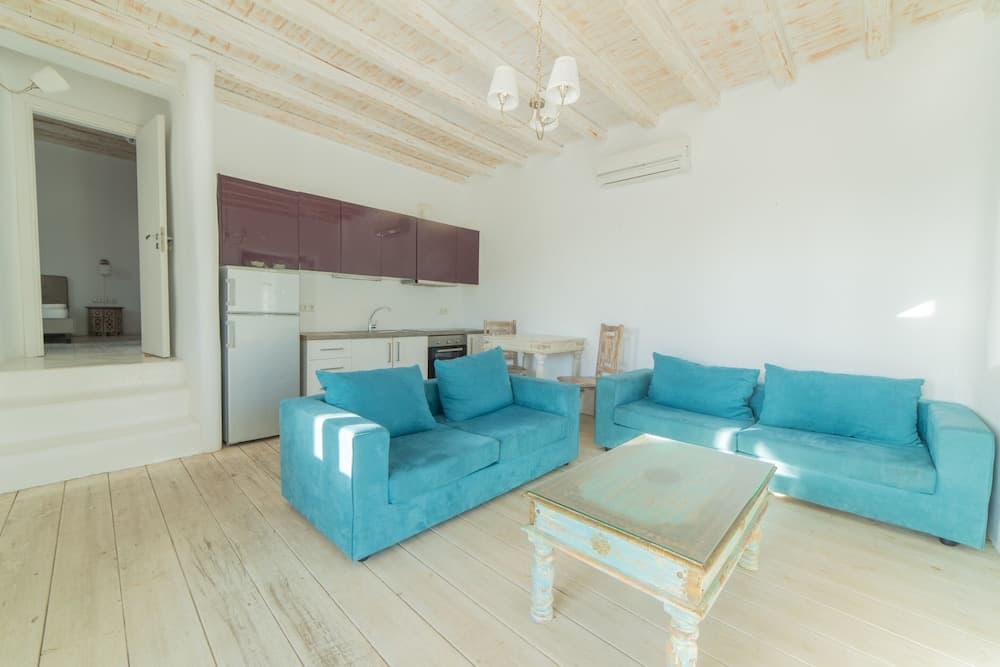 Mykonian Leisure Villas & Suites