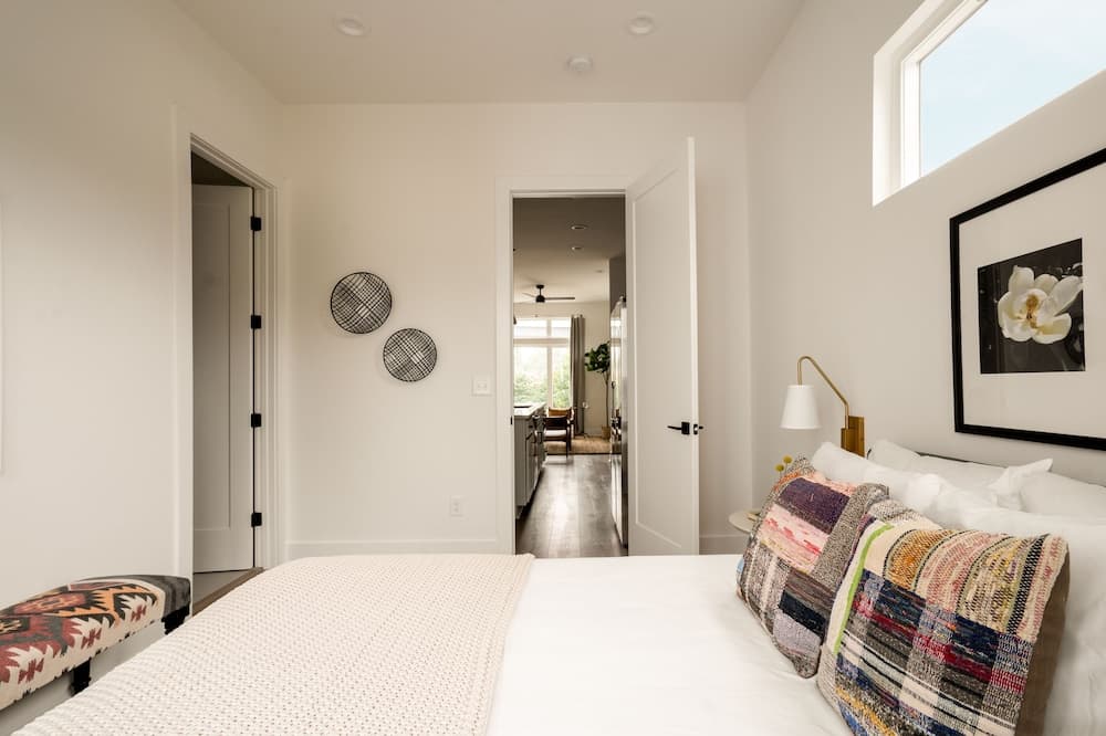 The Jefferson by AvantStay