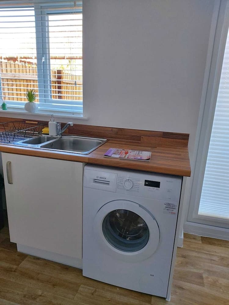 Remarkable and Modern House in Rugby, England