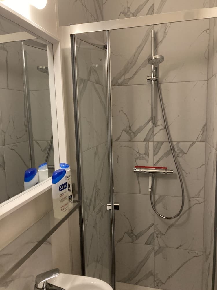 The Embassy View Rooms