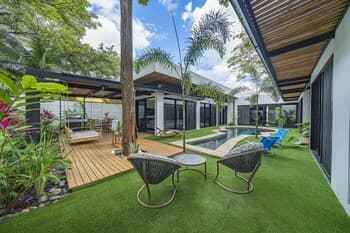 Playa Potrero NEW Modern House w Great Features - Casa Guitarra