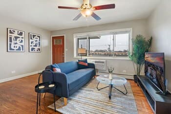 1BR APT in Quiet Arlington Neighborhood