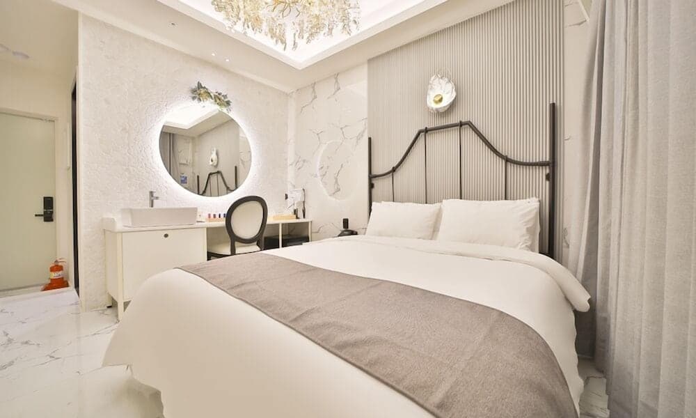 FEBRUARY HOTEL LIONS PARK DAEGU