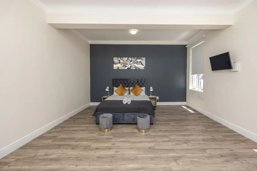 Cape Legacy - Lavish Must-have Studio Suite