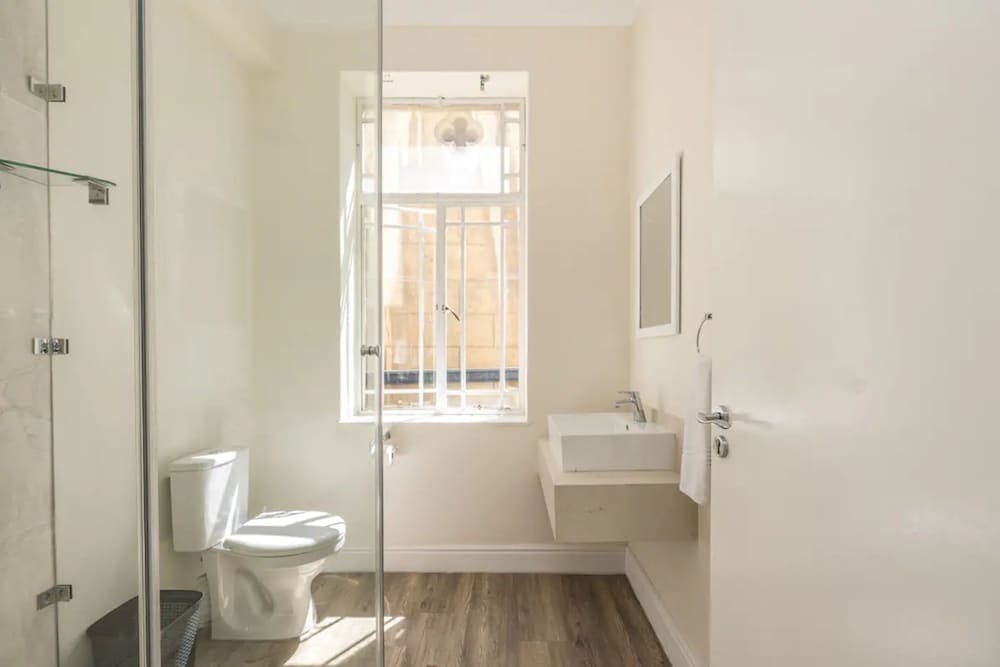 Cape Legacy - Bright Studio Suite