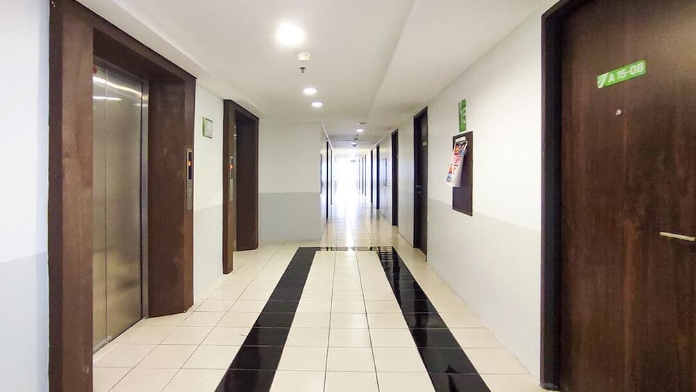 Celebrity Room at Serpong Green View