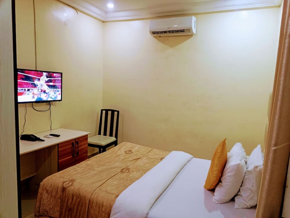 Jaiye's Place Luxury Hotel & Resorts