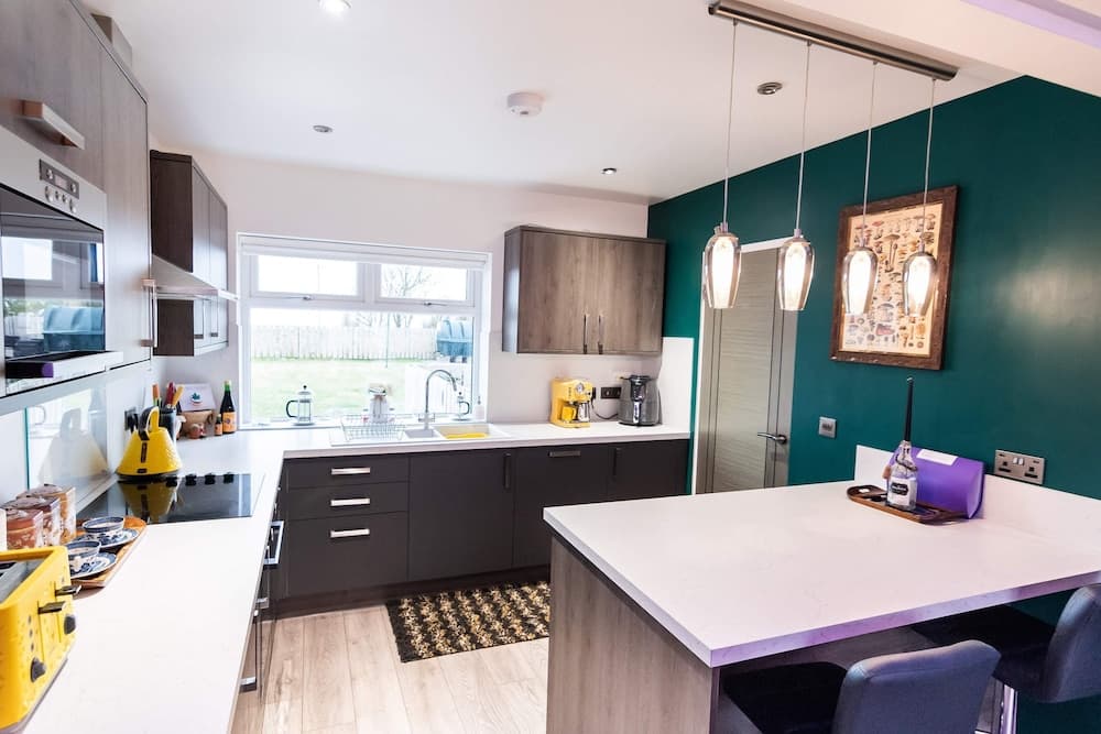 Stunningly Refurbished 1 bed Home on the N/e Coast