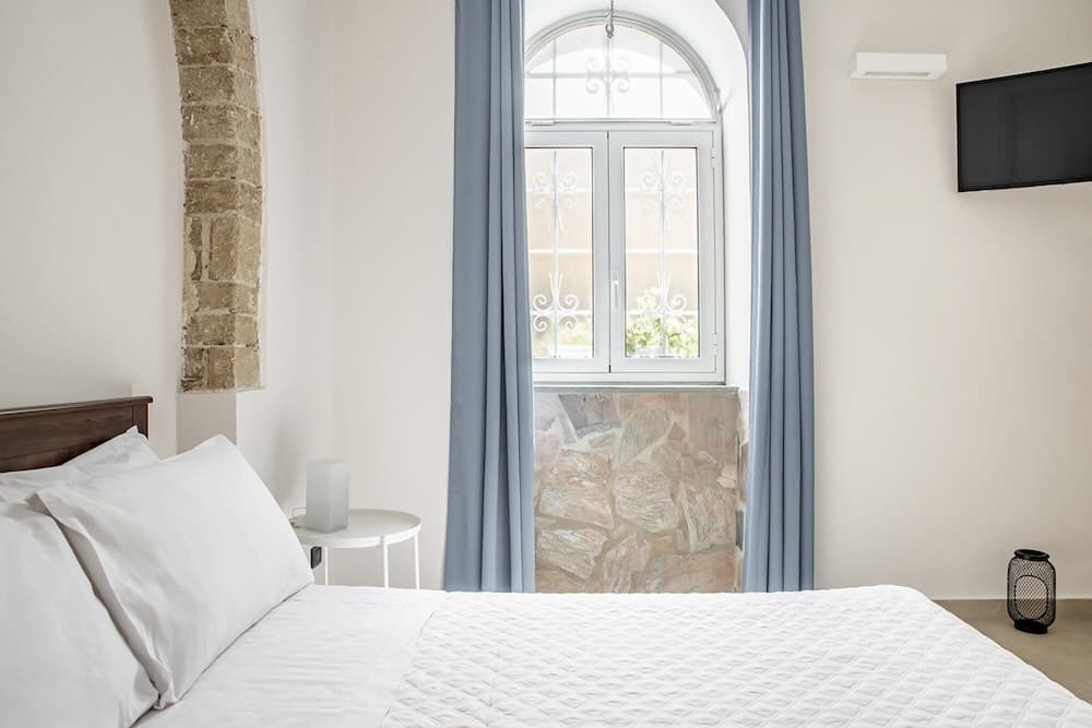 Oltremare Studio II by Wonderful Italy