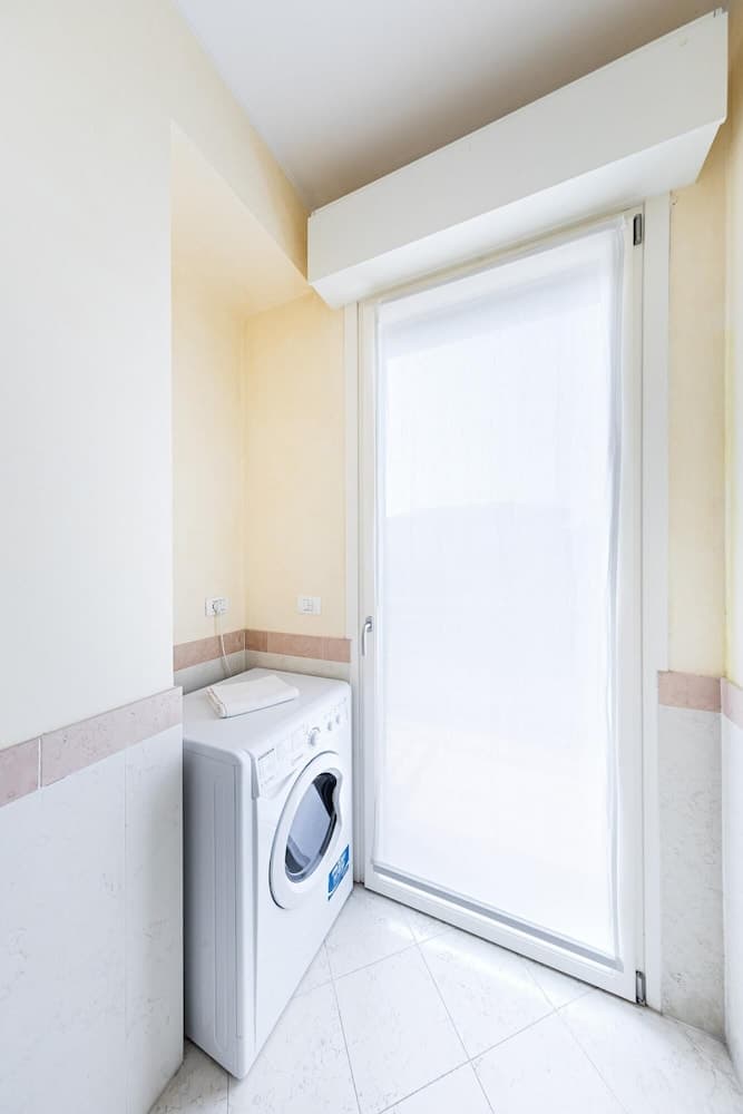 Residenza Miralago - 10 Lavinia - Locazione BK