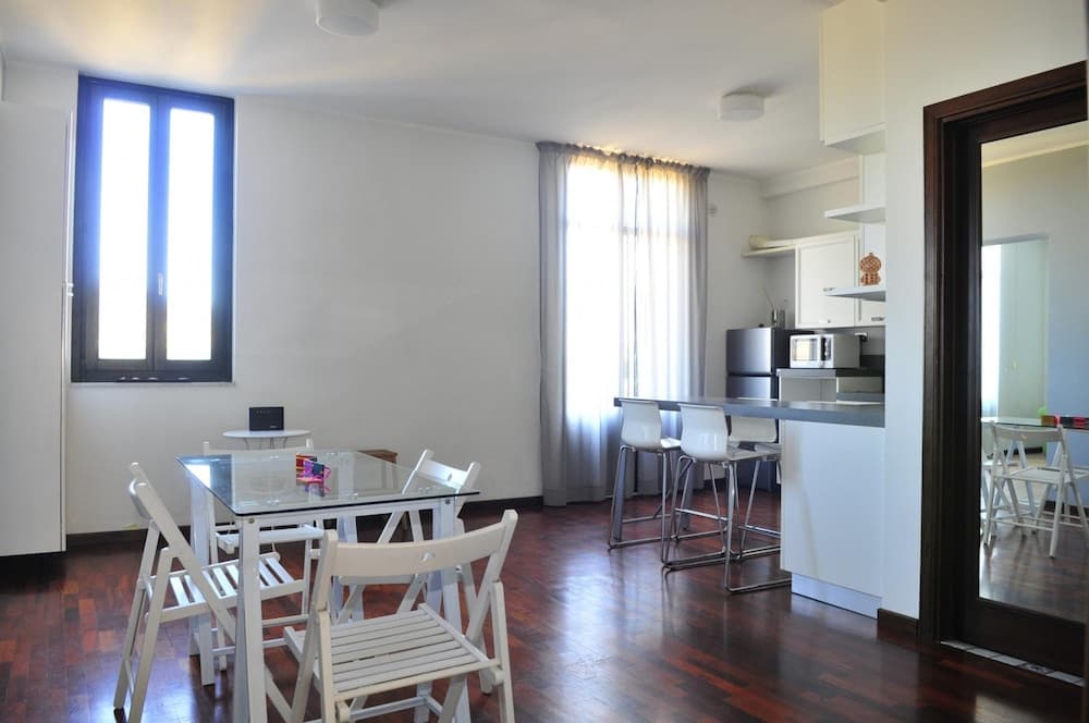 Terrazza sul Castello Ursino by Wonderful Italy