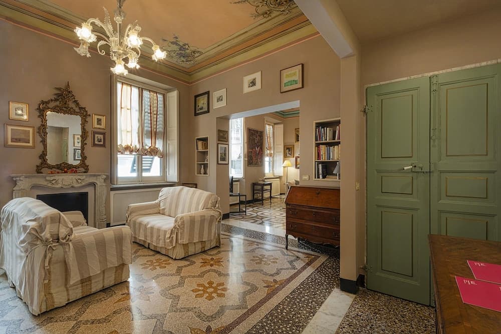 Fancy Apartment in Palazzo Grimaldi by Wonderful Italy