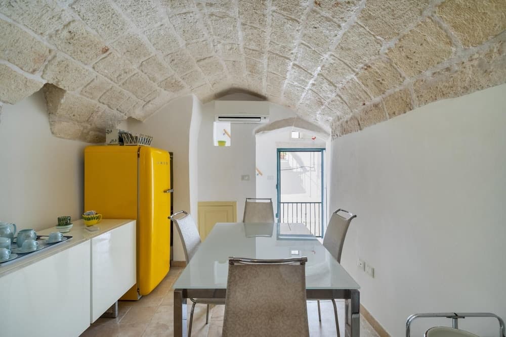 White Terrace 142 by Wonderful Italy