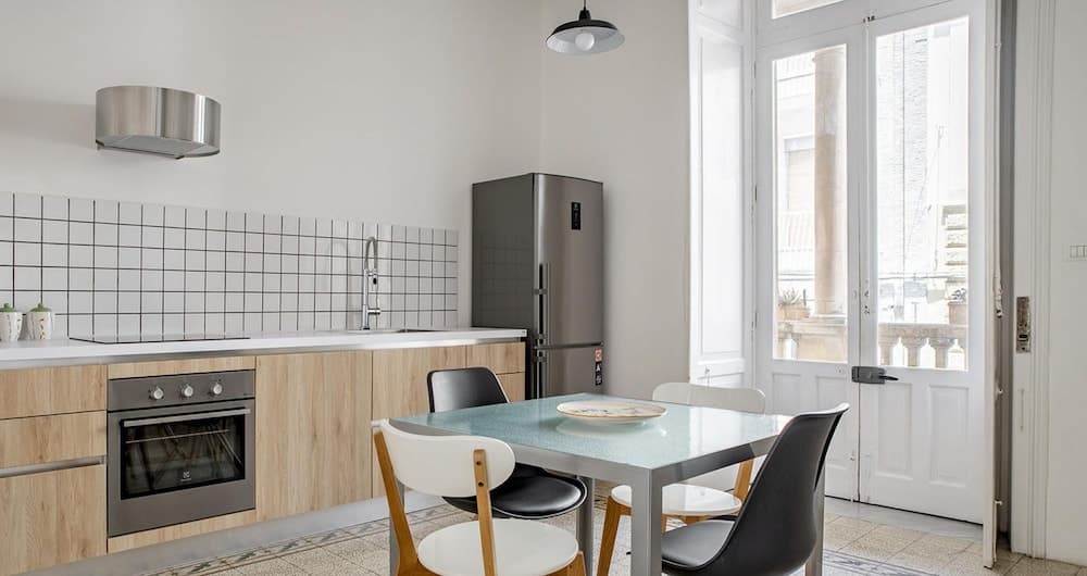 Cavour Apartment With Balcony by Wonderful Italy