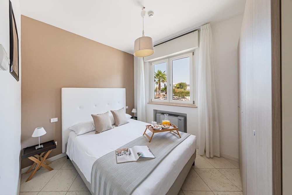 Residenza Miralago With Pool - Ground Floor One-bedroom
