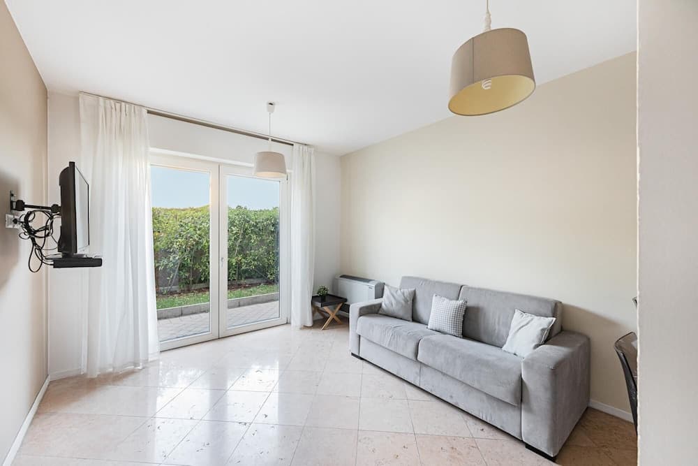 Residenza Miralago - 01 Fabrizia - Locazione BK