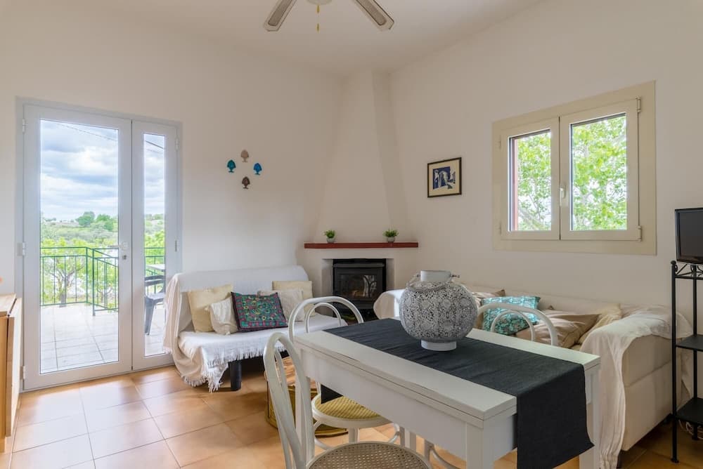 Villa La Rondine con Piscina by Wonderful Italy