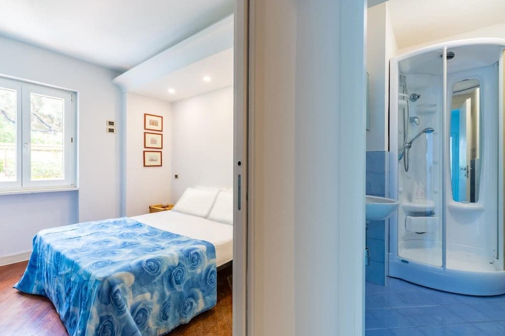 Villa With Shared Pool in Massa Lubrense by Wonderful Italy