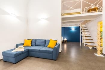 Design Apartment at Spaccanapoli by Wonderful Italy