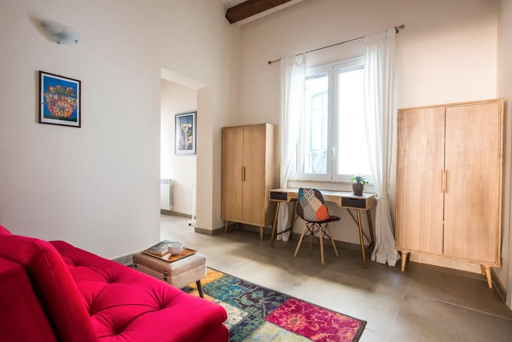 Santa Cecilia Apartment 6A by Wonderful Italy