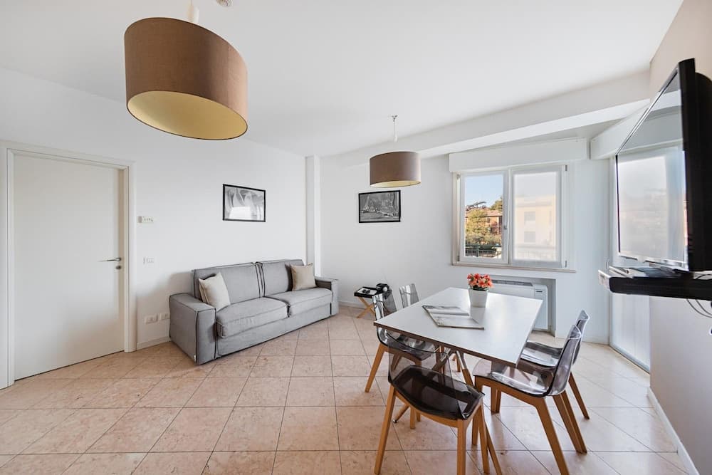 Residenza Miralago - 05 Fabiana - Locazione BK