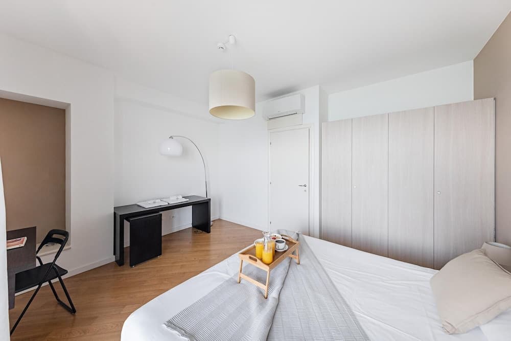 Residenza Miralago With Pool - Two-bedroom Apartment With Lake View