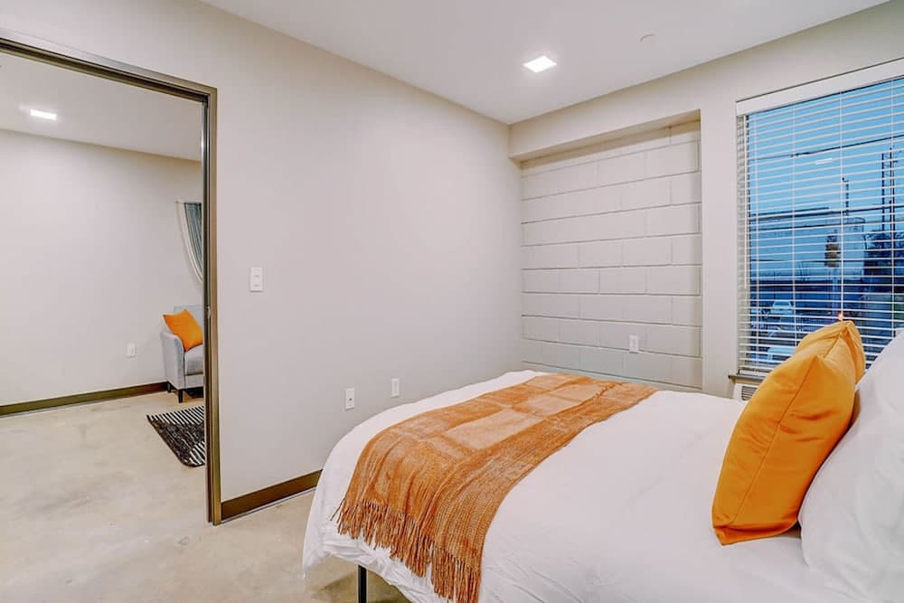 FRONTDESK Tower on Tenth Apts Birmingham