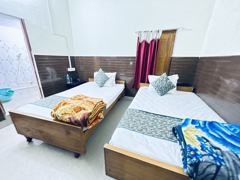 hotel rajgir international