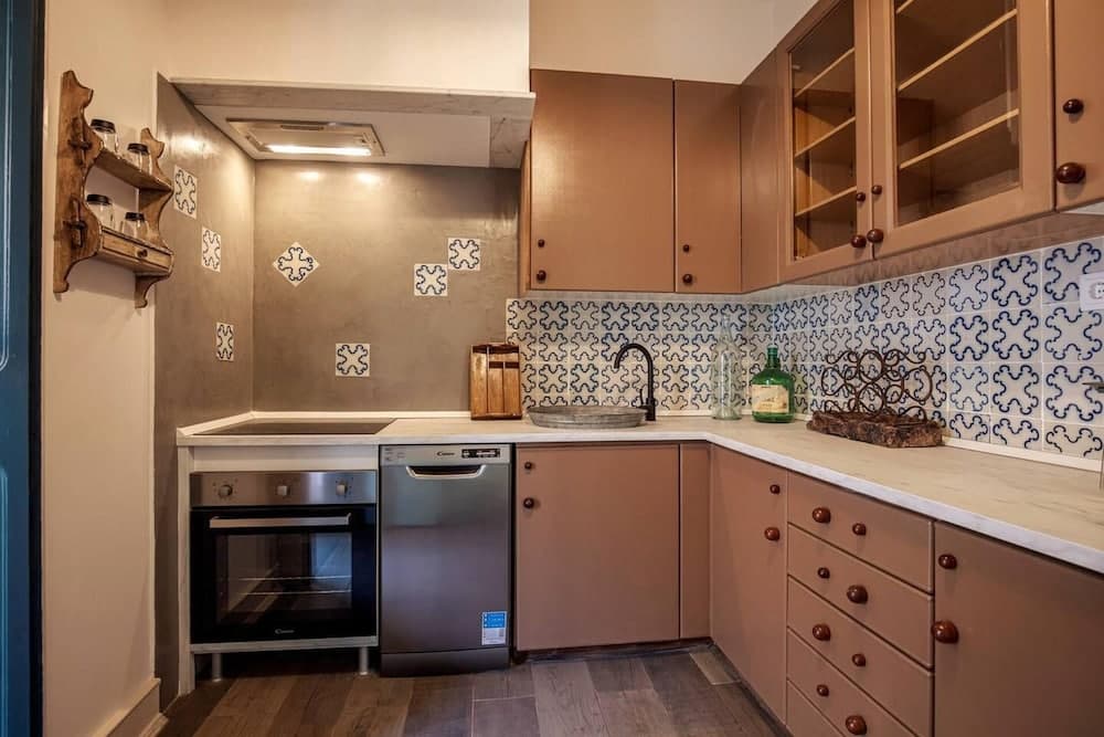 Beautiful Classic Designed 3-bed Villa in Lisboa