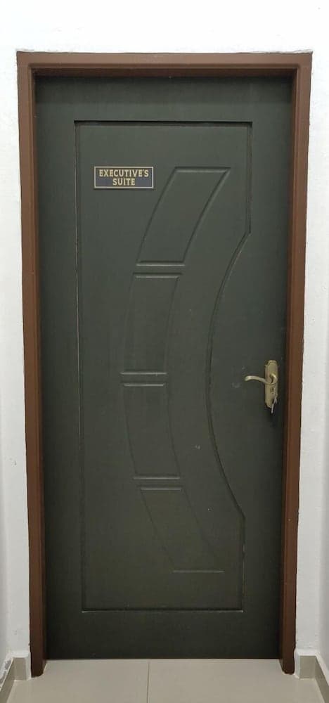 Captain's Cabin Resort