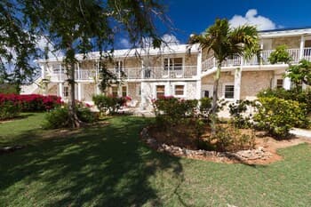 Hut Pointe #6 2 Bedroom Apts