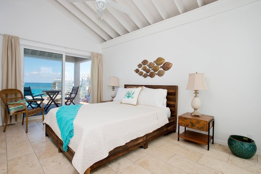 Sandy Hill Beach House 6 Bedroom Home