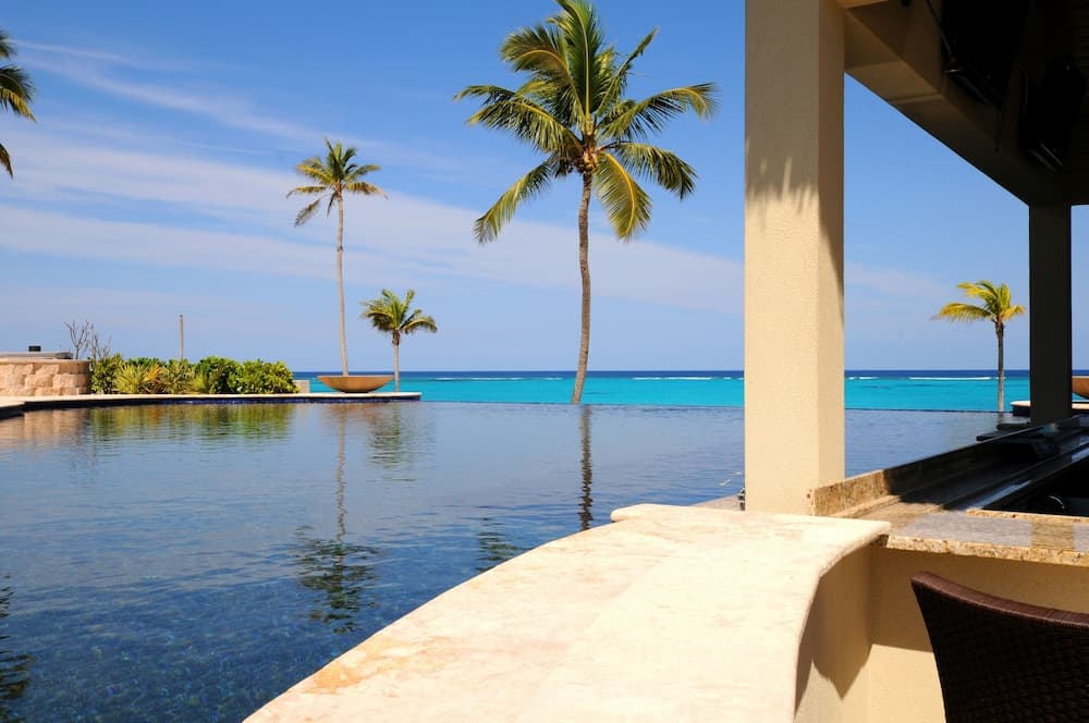 Hut Pointe #5 2 Bedroom Apts