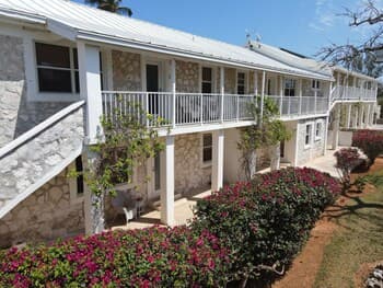 Hut Pointe #5 2 Bedroom Apts