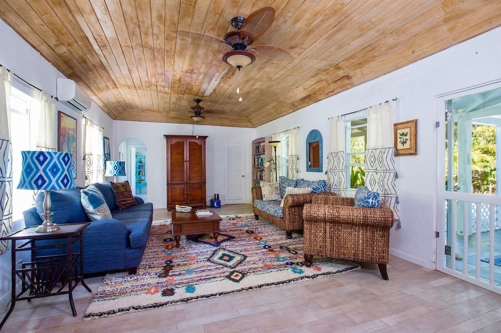 Poponi House 2 Bedroom Home