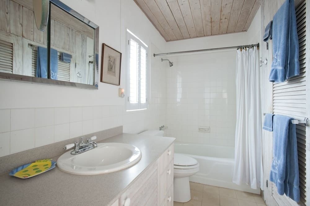 Wreckless 4 Bedroom Home