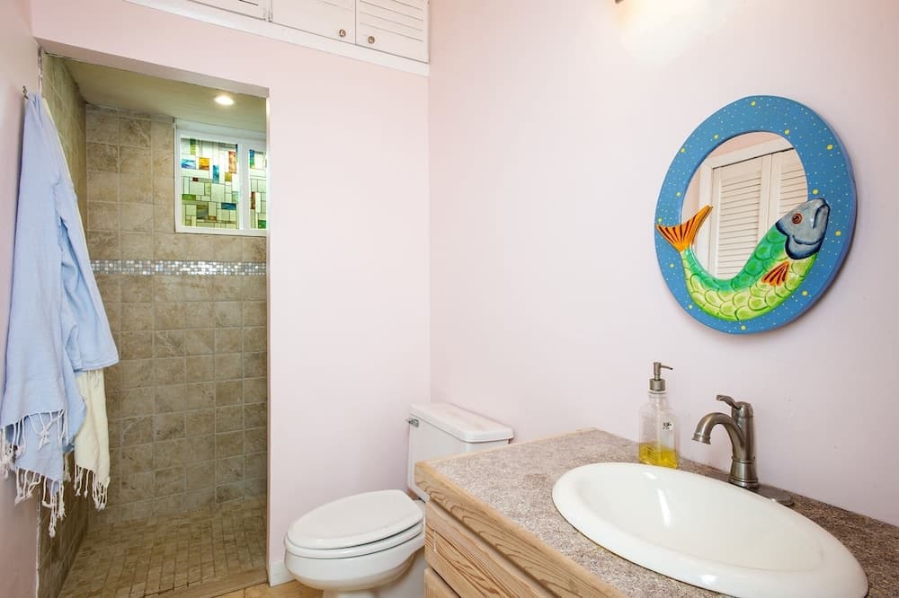 Gurgle And Whump 2 Bedroom Cottage