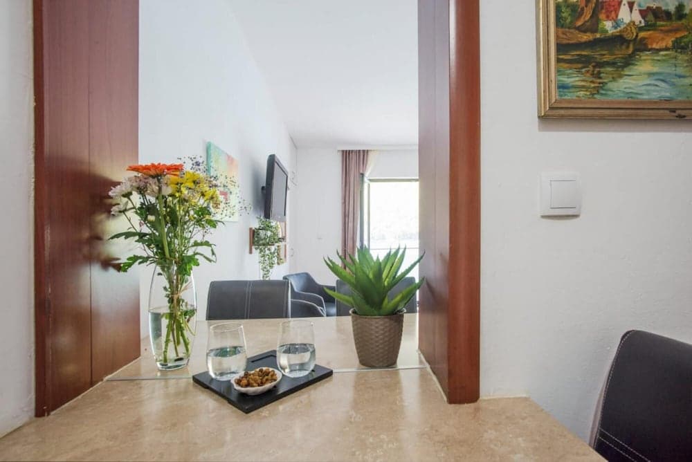 Studio Flat With View Near Beach in Tivat