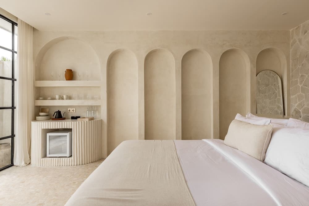 Luxe & Unique honeymoon Bocami Suites- 2 by OriVista