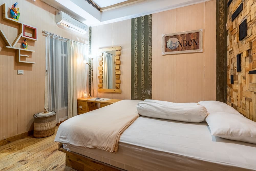 Jimbaran Cozy House & Bunk Bed