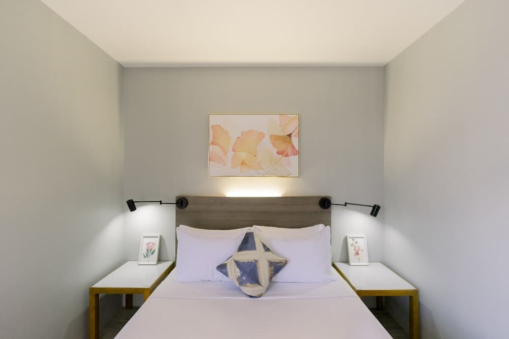 Madonna Hometel and Suites New Pandan